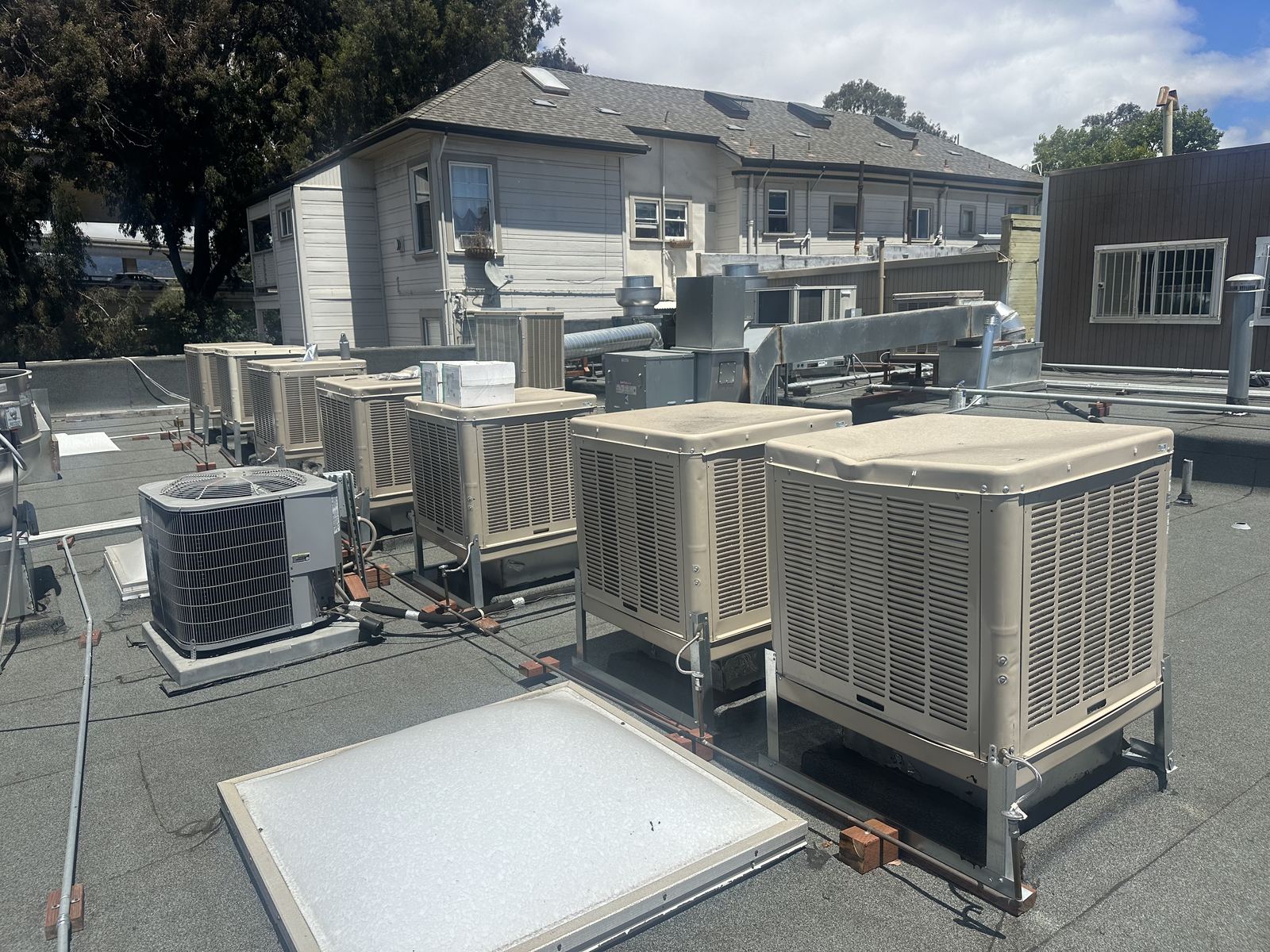 Why Does My HVAC System Keep Turning On and Off?