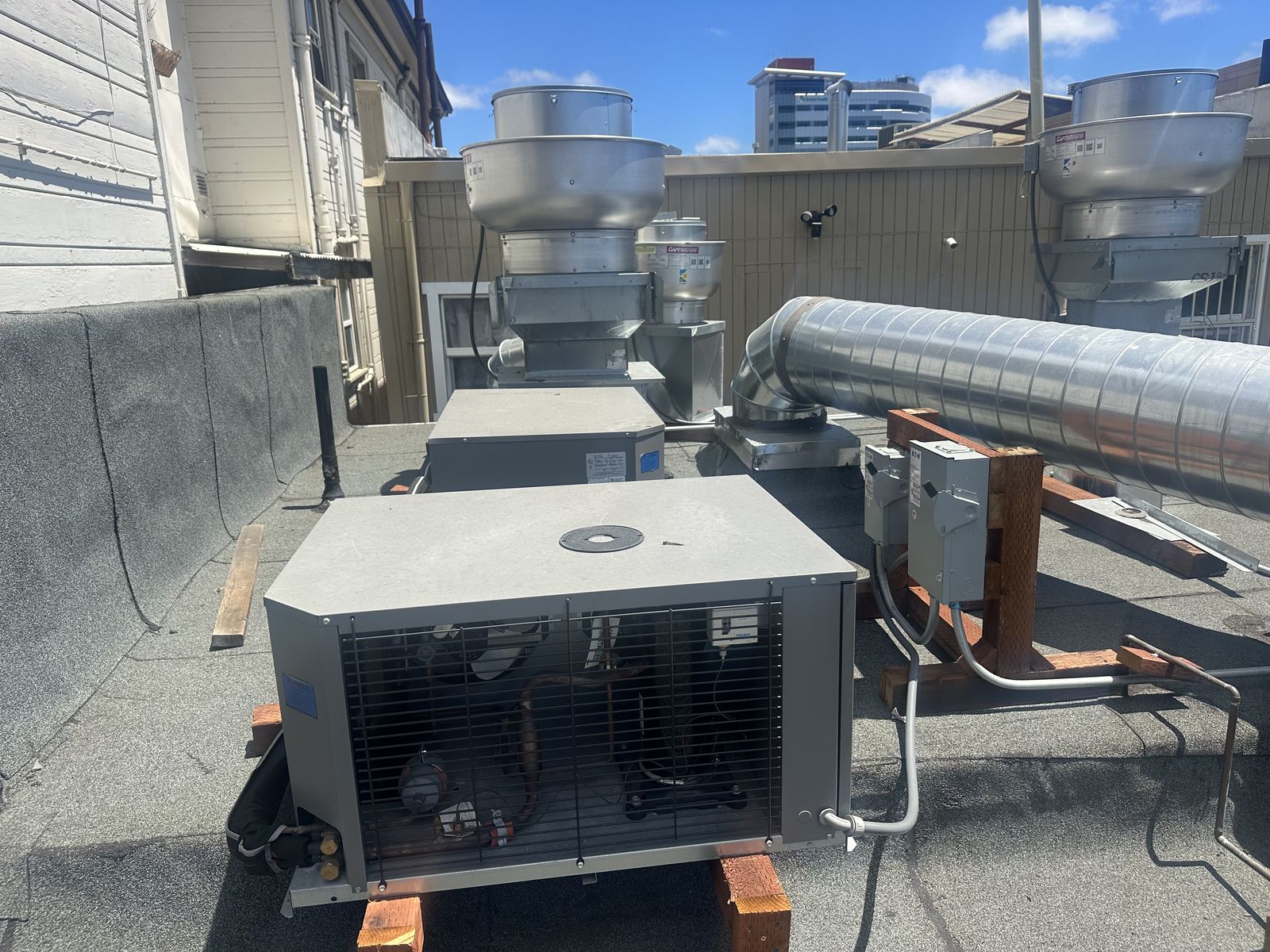 Bay Wide Heating and Air service technician